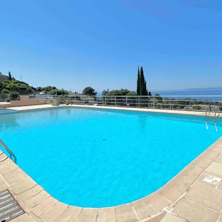 Paradis Vue Saint-raphael 酒店